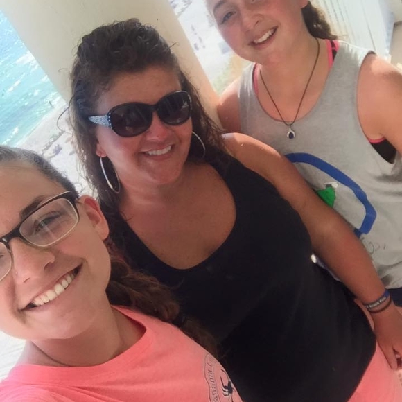 Meet your Posher, Mendy - Picture 1 of 1